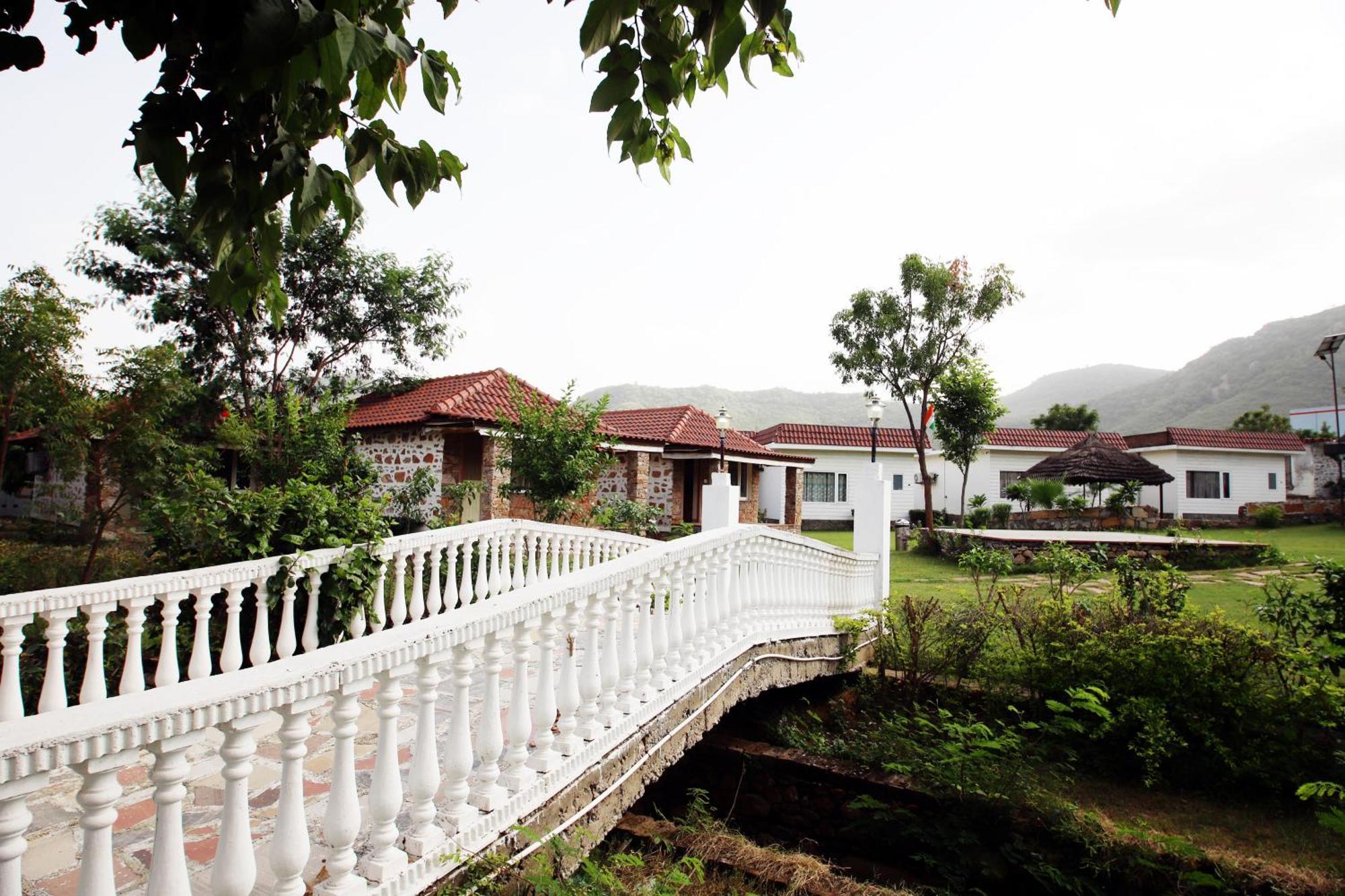 Virat Resorts, Sariska Rajasthan Bairat Exterior photo
